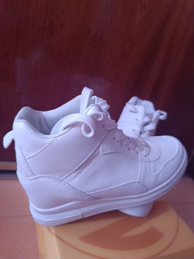 Botas blancas tacón corrido