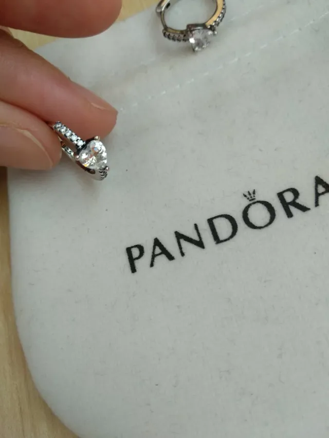 Pendientes Pandora Corazón Plata