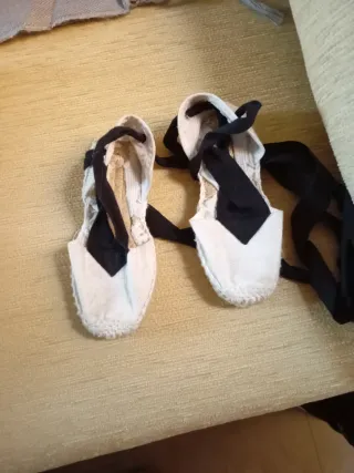 Traje fallero 1-3 años. También incluye espargatas