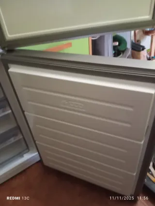Congelador 3 cajones buen estado