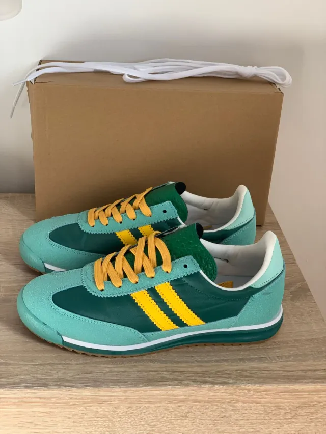 Zapatillas deportivas verdes  talla 36