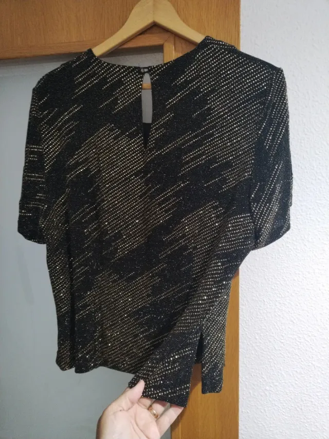Blusa fiesta BGN negra y dorada Talla 46