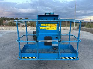 Plataforma Genie Z-45/25J RT