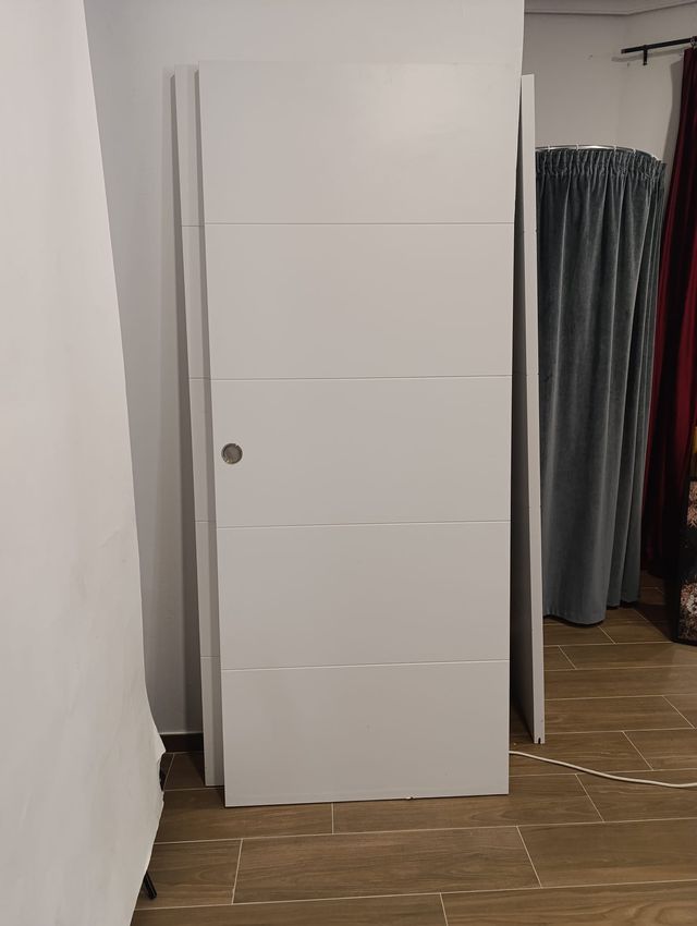 3 Puertas correderas madera blancas