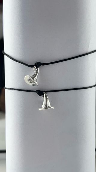 Pulsera amuleto sombrero de bruja 5€