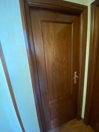 Puertas interior de madera para dormitorio y aseo