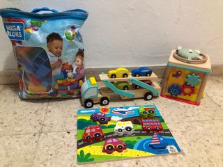 Pack Juguetes Mega Bloks, camión de madera y mas.