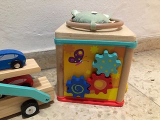 Pack Juguetes Mega Bloks, camión de madera y mas.