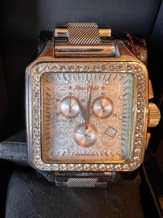Reloj Marc Ecko Dorado y Plateado