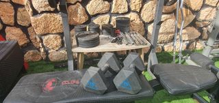 Máquina Multifuncional de Pesas y Banco barras