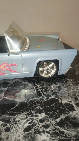 Bratz Cadillac Vintage