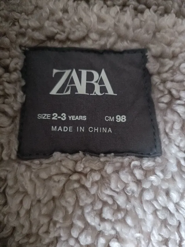 Abrigo niña Zara 2-3 años