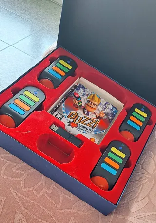 Buzz! Edición Especial PS3 + 4 Mandos