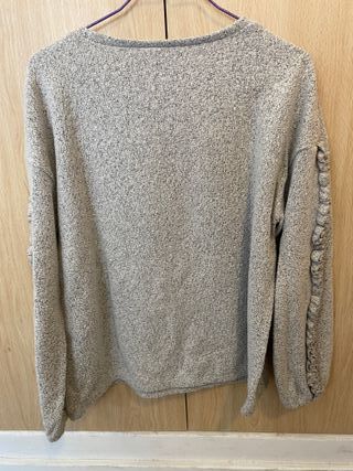 Jersey Zara gris con volantes