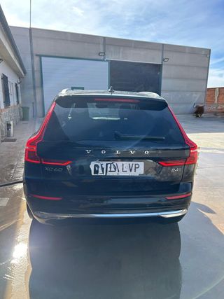 Volvo XC60 2021