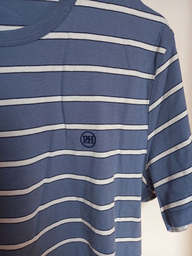Camiseta Pedro del Hierro a rayas azul y blanca