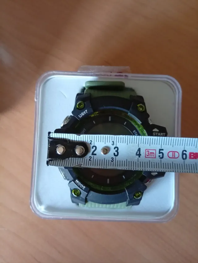 2 relojes Negro y Verde