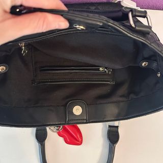 Bolso Negro Desigual (incluye cartera)