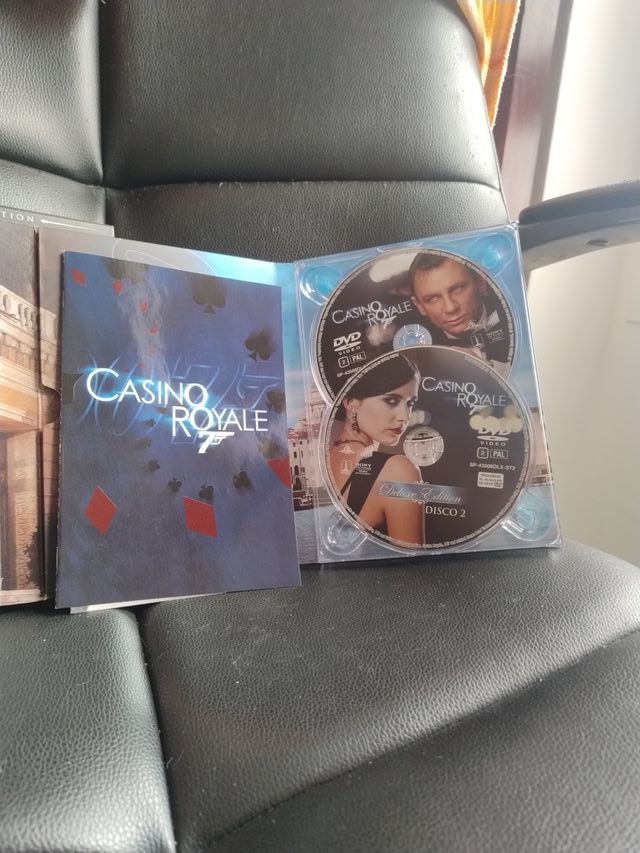 Casino Royale Blu-ray Deluxe Edition