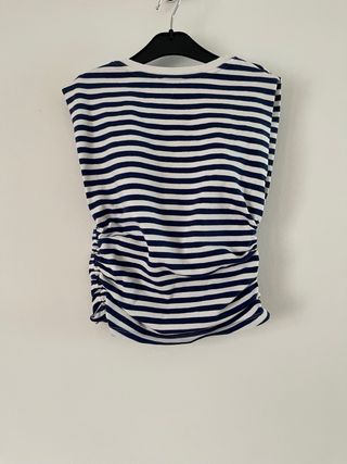 Top rayas azul marino y blanco