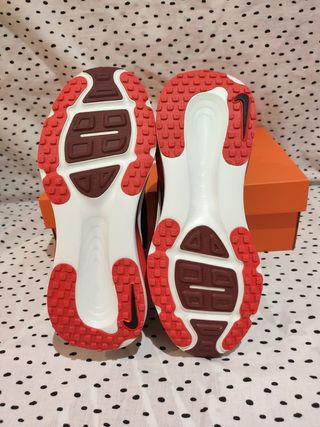 Nike Nike Vomero 18 t39