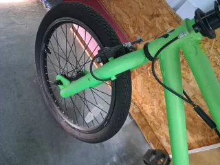 Bicicleta BMX Muddyfox Verde