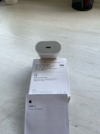 Cargador Apple 20W USB-C