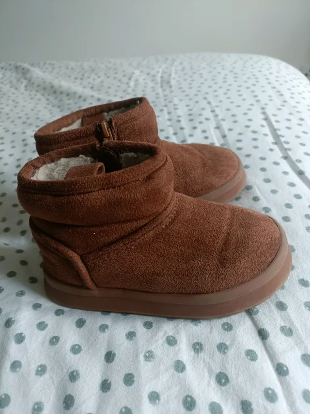 Botas niña Zara Talla 25