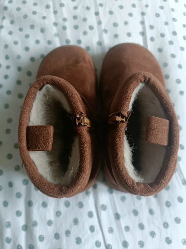 Botas niña Zara Talla 25