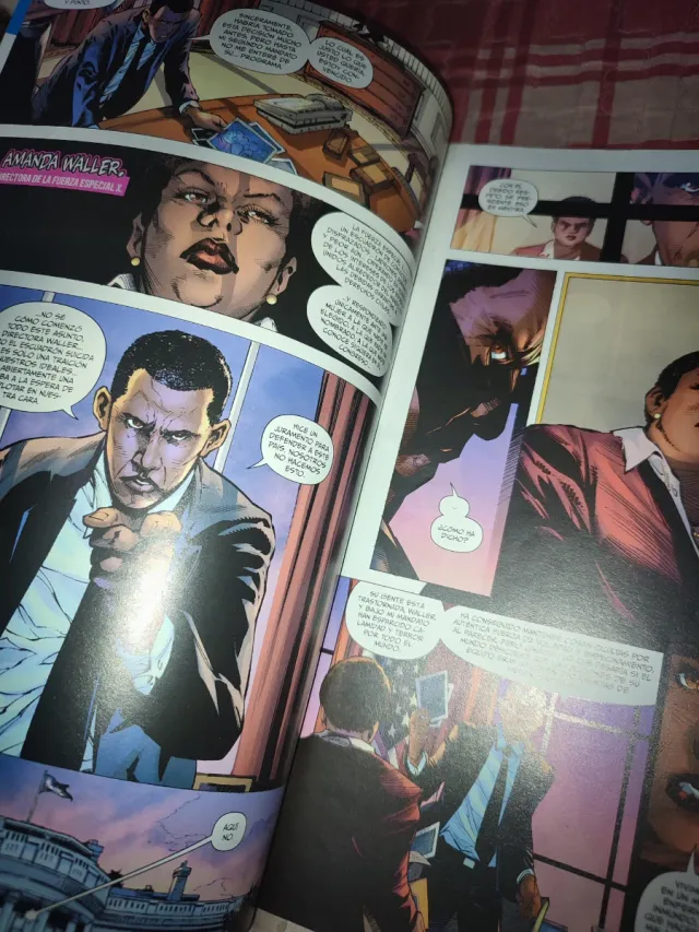 Grapas de Escuadrón Suicida DC Renacimiento