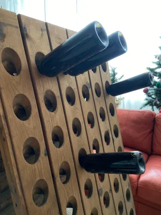 Botellero de madera para vino o Cava.