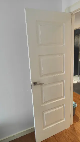 Puertas lacadas color crema