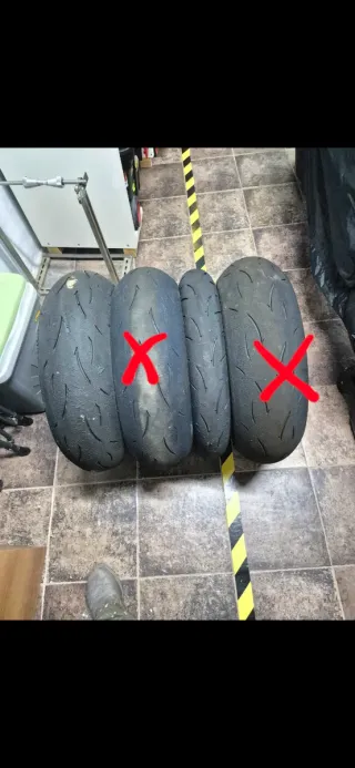 Dunlop D212 GP Racer Neumáticos Moto