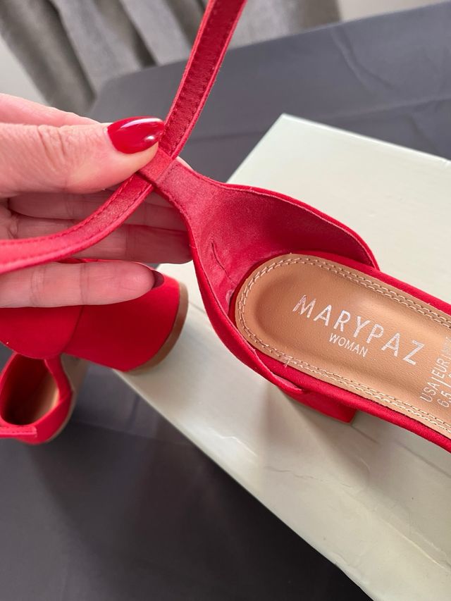 Zapatos MaryPaz rojos Talla 37