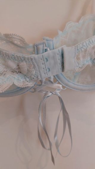 Sujetador azul claro encaje
