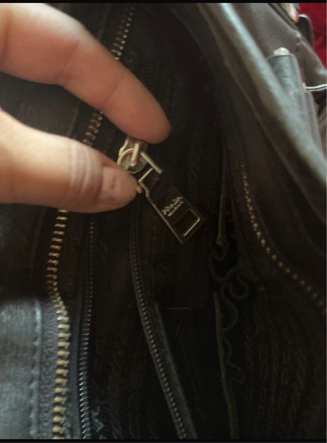 Bolso Prada Negro Cuero