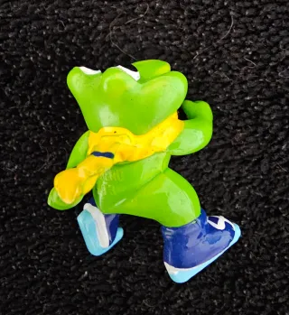 2 Rane da Collezione Giochi h. 4 cm. Pattinatori