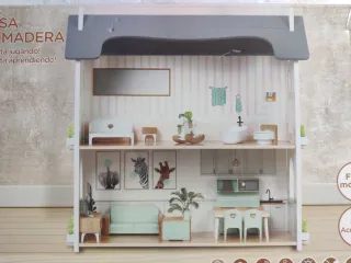 Casa de muñecas de madera con muebles NUEVA