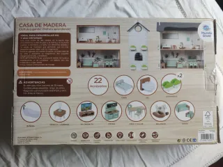 Casa de muñecas de madera con muebles NUEVA