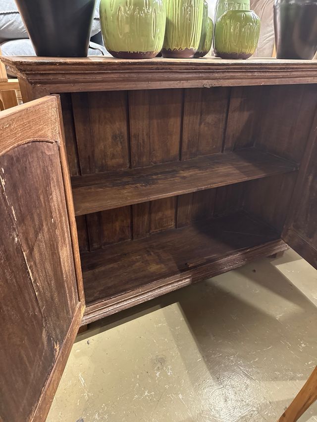 Aparador de madera recuperada