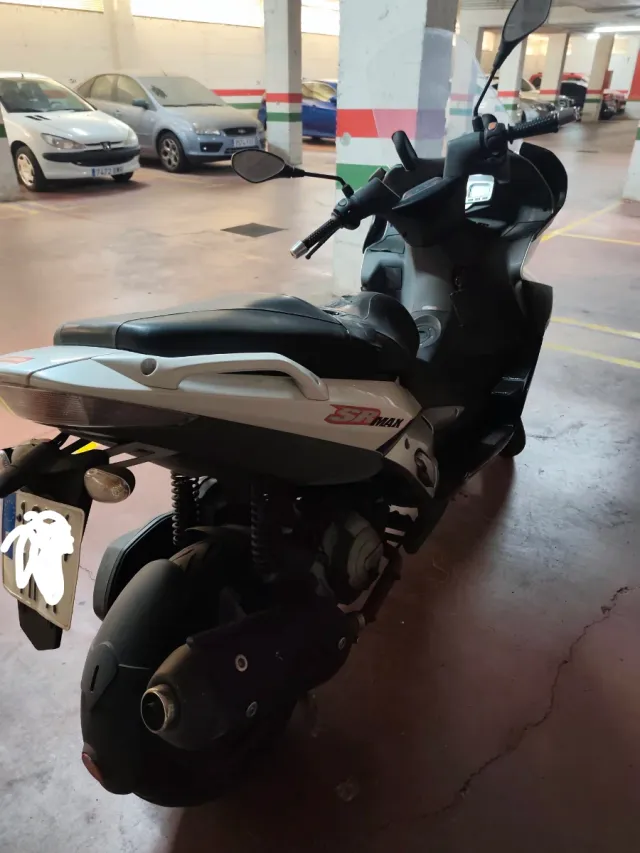 Aprilia SR Max 125 – Año 2011