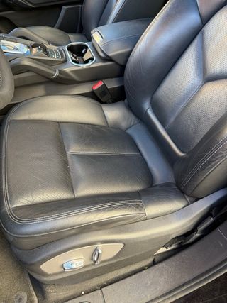 Porsche Cayenne 2011