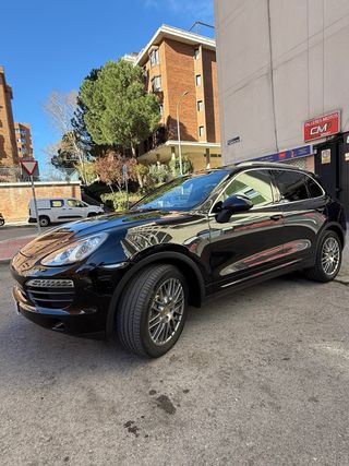 Porsche Cayenne 2011