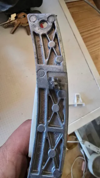 Bisagra y bloqueo puerta secadoras grupo BSH