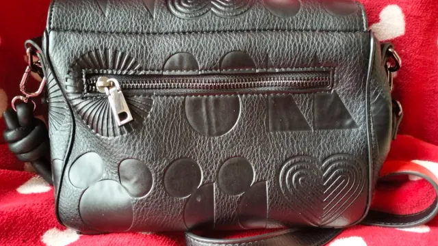 Bolso Desigual Negro y Rojo