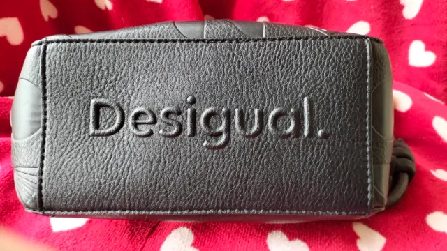 Bolso Desigual Negro y Rojo