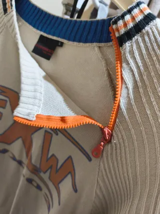 Jersey manga larga hombre.