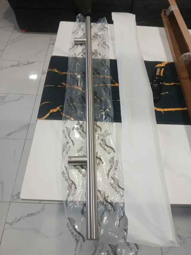 Puerta nueva de seguridad