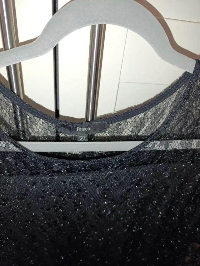 Vestido corto encaje negro