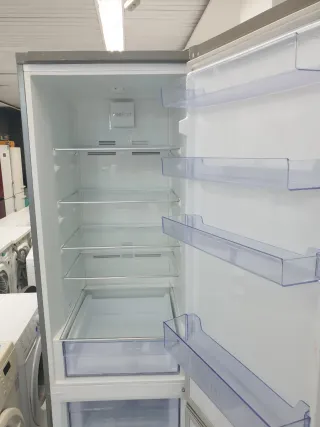 Nevera Beko 2m x 60cm con garantía